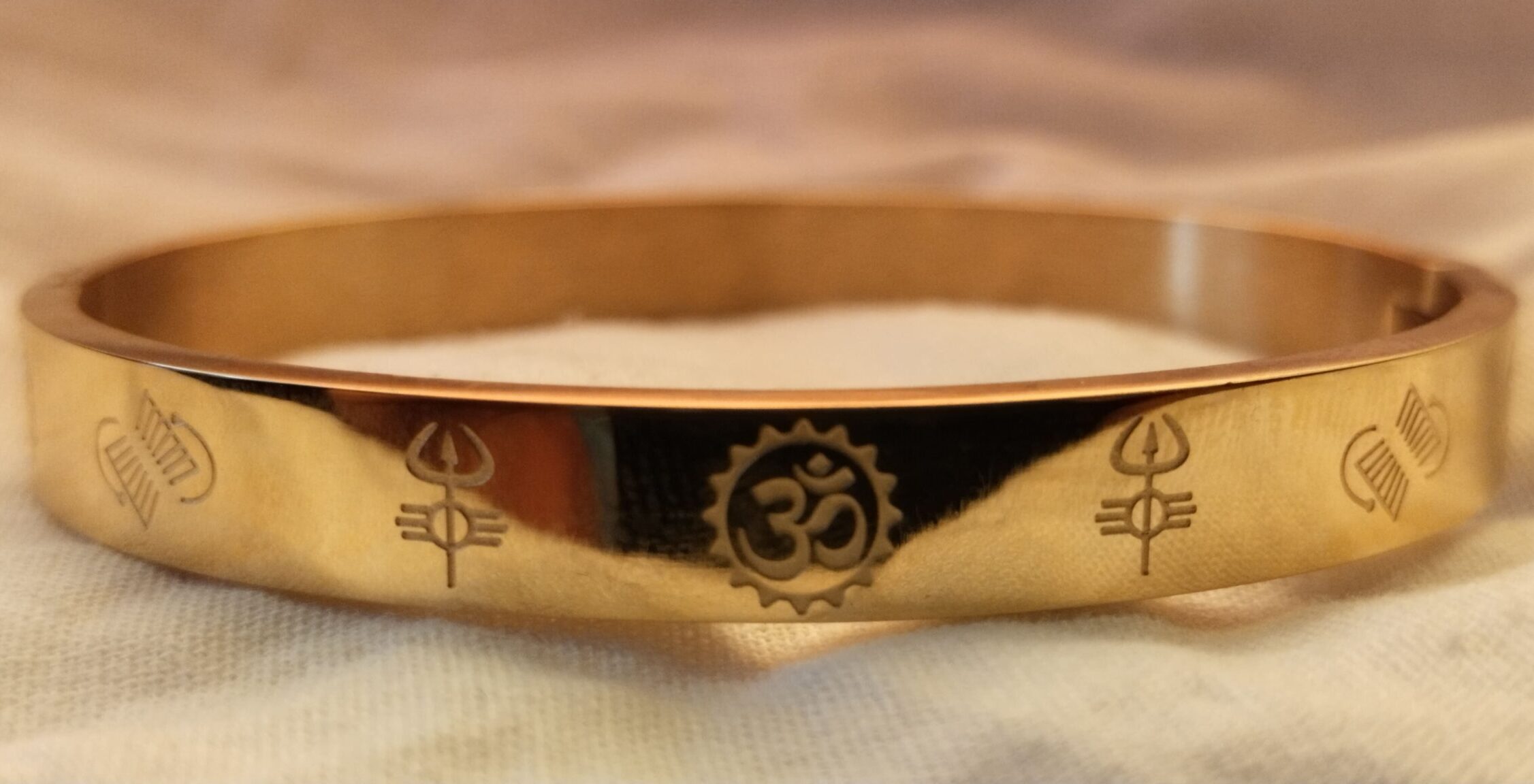 Trishul Om gold Kada Men