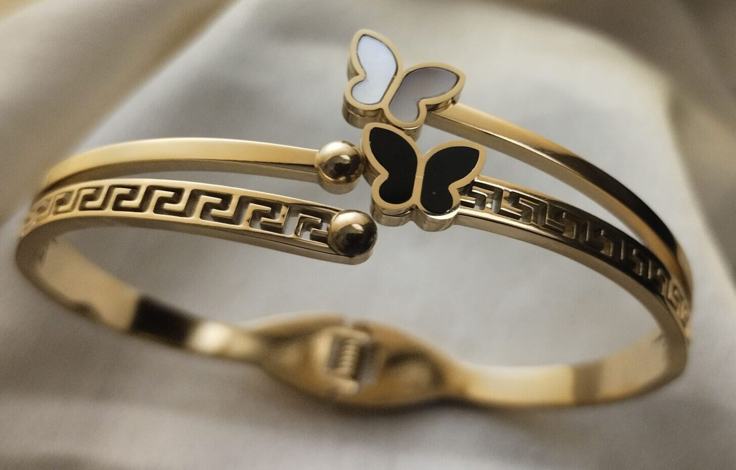 Butterfly with Greek Pattern Gold Plated Women Kada Bracelet - Image 2